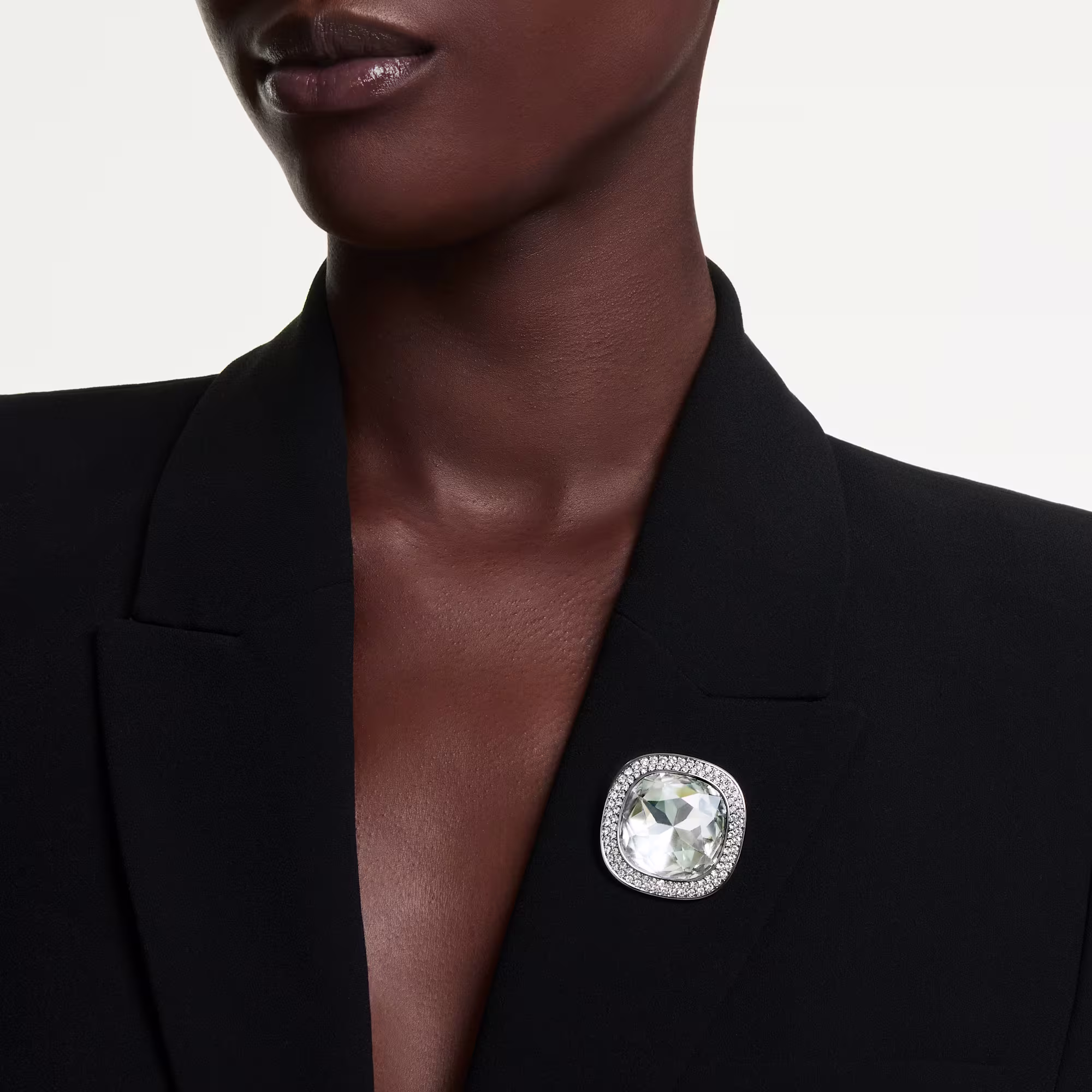 Una Angelic pendant and brooch
